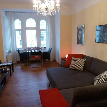 Lichtdurchflutetes Apartment Prenzlauerberg Berlijn Buitenkant foto